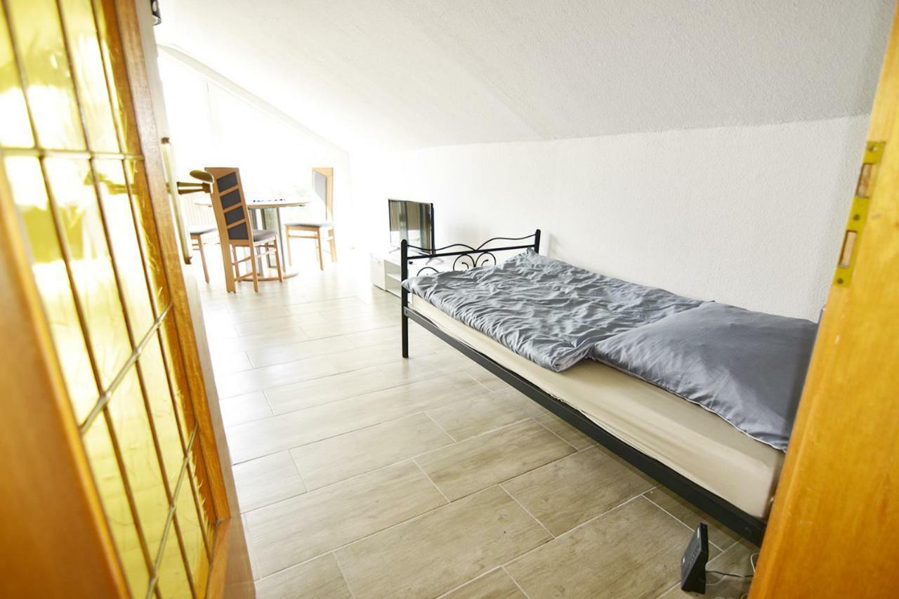 Apartment Koeln Porz الغرفة الصورة